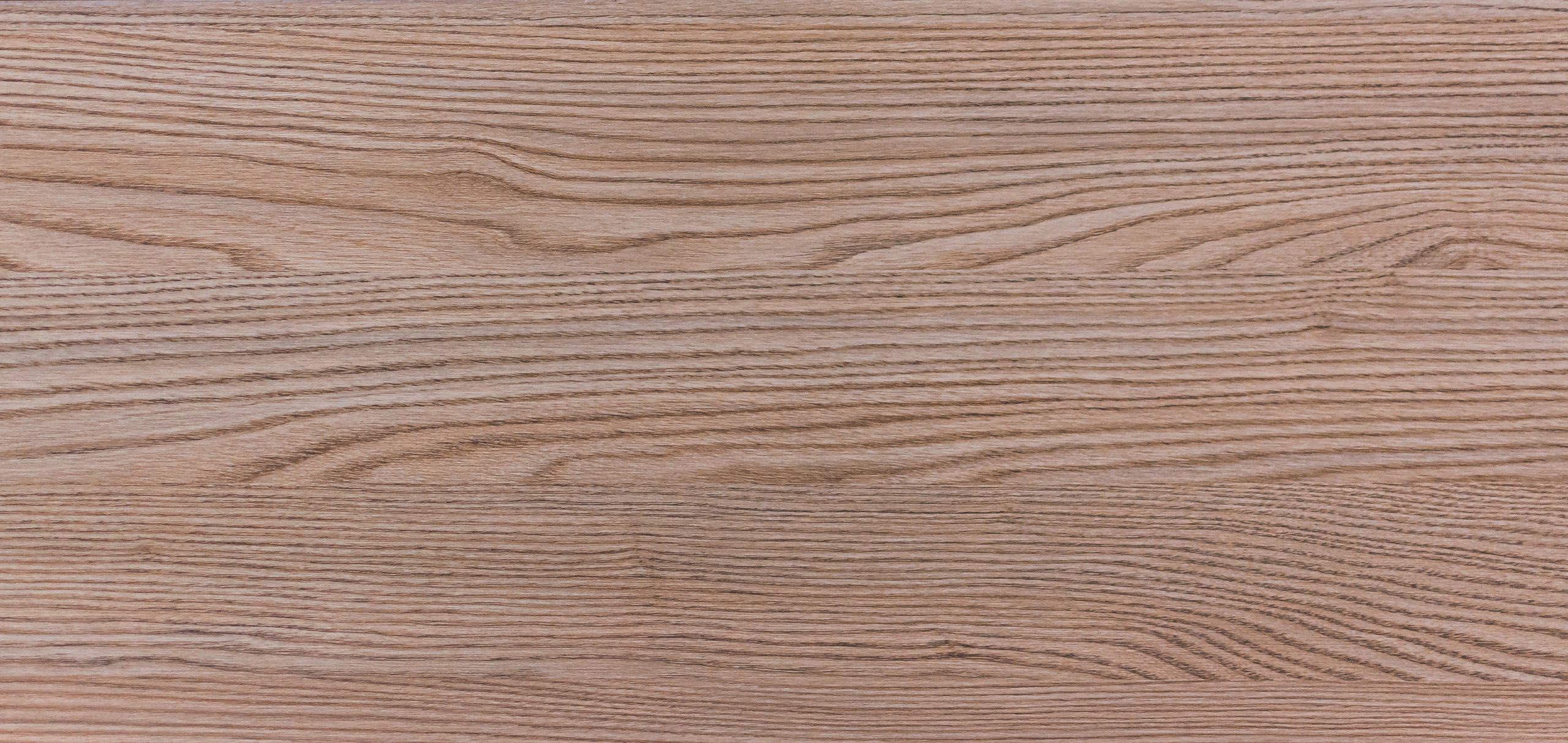 Hardwood Veneer vs. Laminate Finish - What’s the Difference?